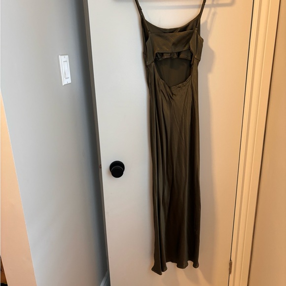 Olive green satin midi dress - Picture 2 of 2